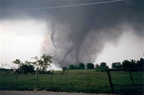 jarrell texas tornado damage